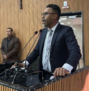 Dr. Santana cobra recomposição salarial dos servidores municipais – Política